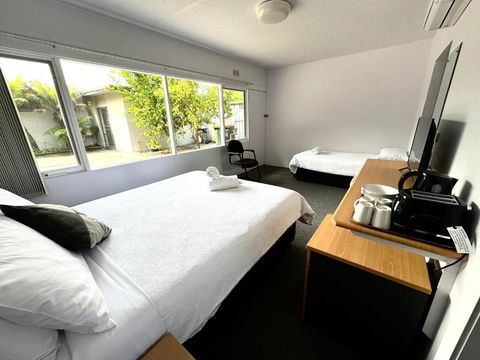 Mount Beauty Motor Inn - Accommodation QLD 0