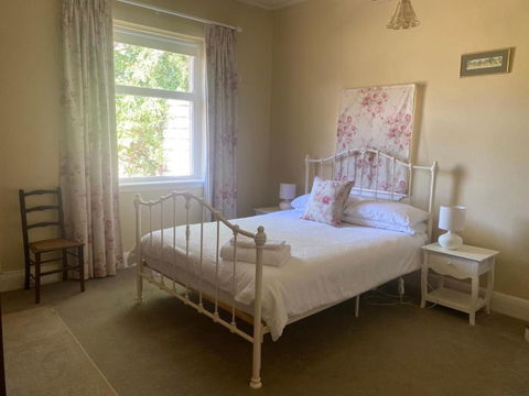 Mount Charles Homestead - Accommodation QLD 1