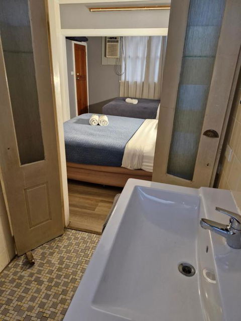 Mount View Motel - Accommodation QLD 2