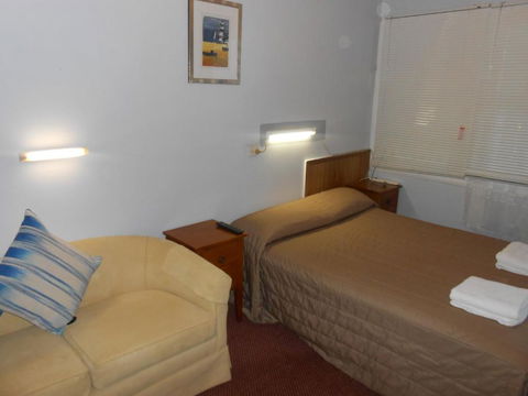 Mount View Motel - Accommodation QLD 0