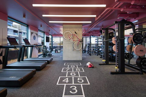 Moxy Sydney Airport - Accommodation QLD 3