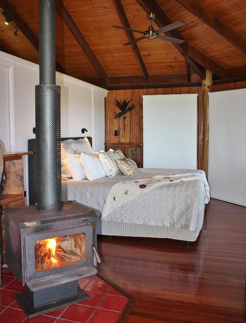 Mt Quincan Crater Retreat - Accommodation QLD 3