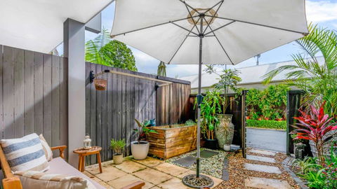 Mullum Haven 3 - Central & Stylish Townhouse - Accommodation QLD 2