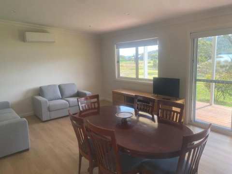 Murdunna By The Bay - Accommodation QLD 3