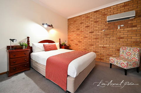 Narrandera Club Motor Inn - Accommodation QLD 0