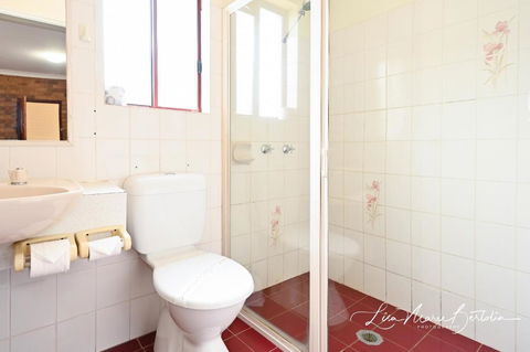 Narrandera Club Motor Inn - Accommodation QLD 1