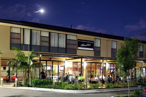 Narwee Hotel - Accommodation QLD 3