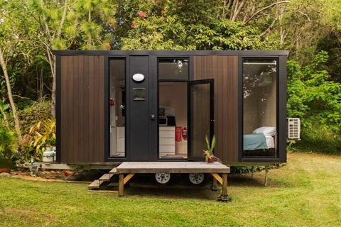 Natural Age By Tiny Away - Accommodation QLD 0