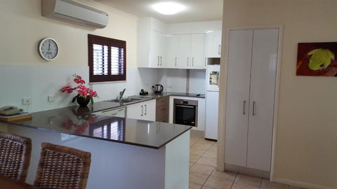 Nautilus Holiday Apartments - Accommodation QLD 3