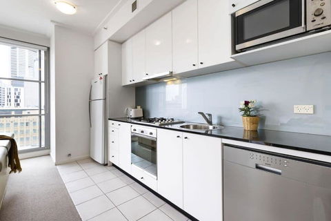 NEW! A Comfy & Stylish Apt Next To Darling Harbour - Accommodation QLD 3