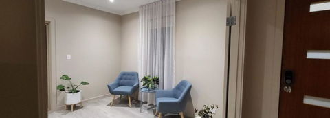 Newly Built Cozy Double Storey 3 Bed Room House At Prospect. - Accommodation QLD 0