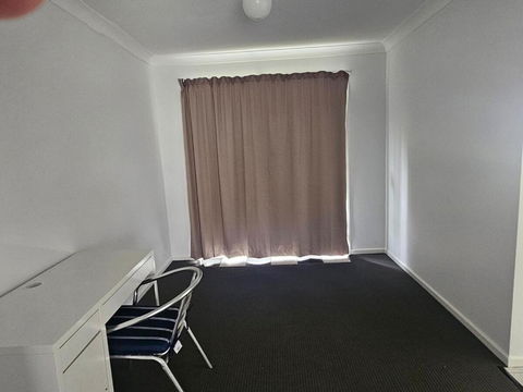 Newly Renovated & Quiet Area - Accommodation QLD 1