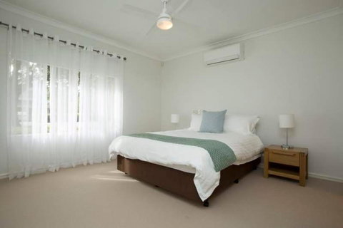 Mt Pleasant Short Stay - Accommodation QLD 0