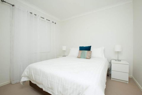 Mt Pleasant Short Stay - Accommodation QLD 1