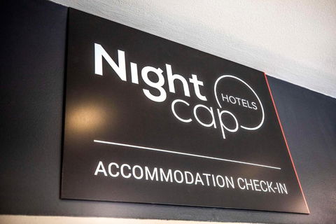 Nightcap At High Flyer Hotel - Accommodation QLD 3