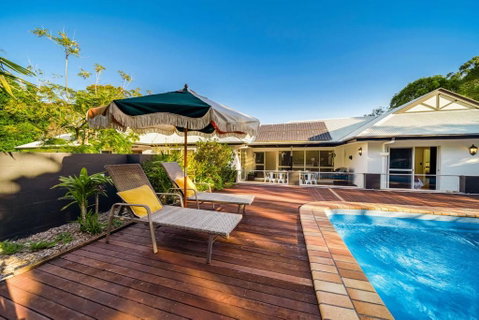 Ninderry Manor-Spectacular Hinterland Retreat - Accommodation QLD 2