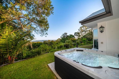 Ninderry Manor-Spectacular Hinterland Retreat - Accommodation QLD 0