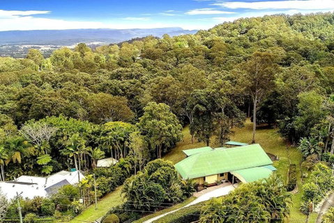 Noosa Hinterland Acreage Close To The Beach - Accommodation QLD 0