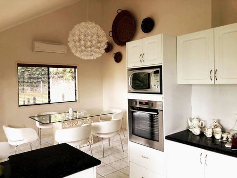 Noosa Hinterland Acreage Close To The Beach - Accommodation QLD 3