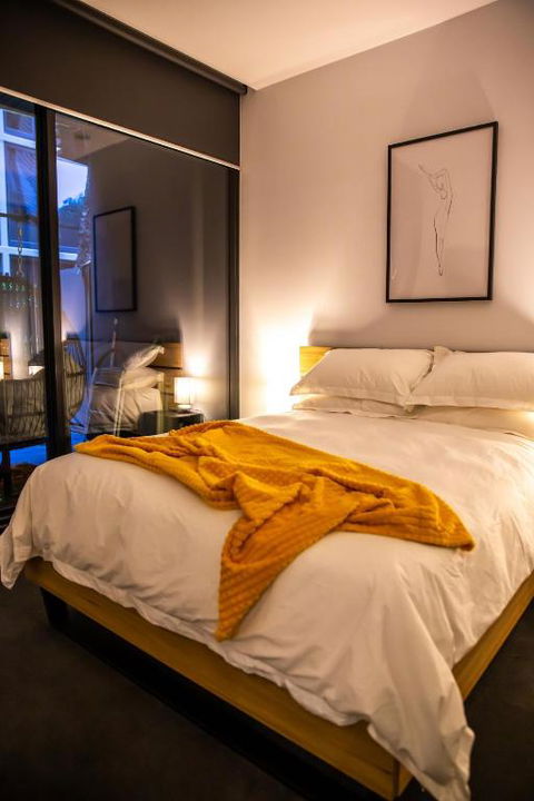 North Melbourne Retreat - Accommodation QLD 3