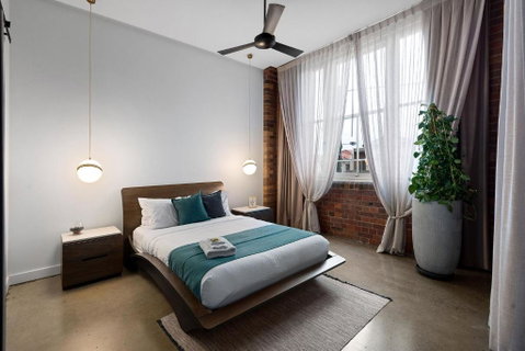 NYC In Teneriffe! - Accommodation QLD 3