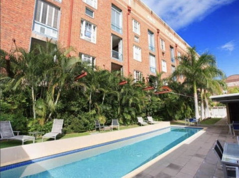 NYC In Teneriffe! - Accommodation QLD 1