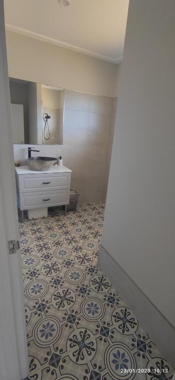 Ocean Views Home Stay - Accommodation QLD 3