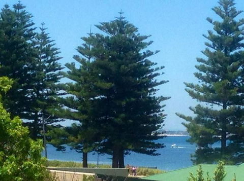 Ocean Vista Beach Stay - Accommodation QLD 3