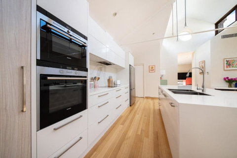Oh So Collingwood - Accommodation QLD 3