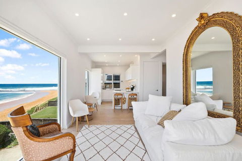 On The Beach - Accommodation QLD 1