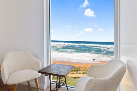 On The Beach - Accommodation QLD 2
