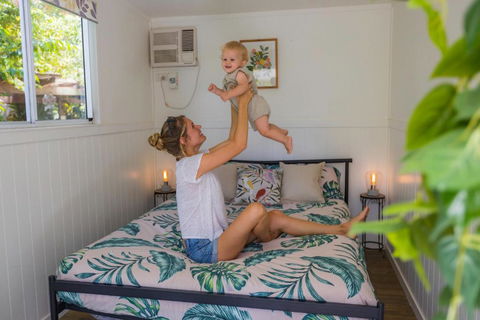 On The Wallaby Lodge - Accommodation QLD 3