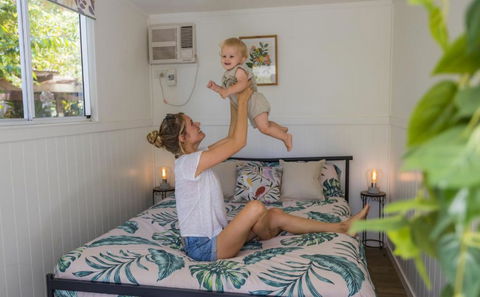 On The Wallaby Lodge - Accommodation QLD 2