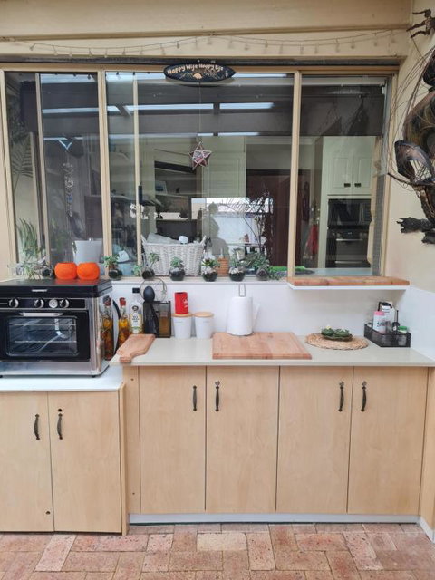 Open Plan Large Home - Accommodation QLD 3