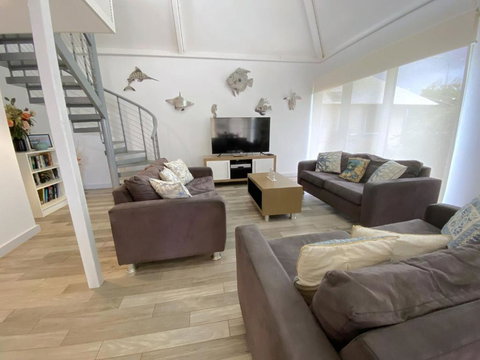 Osprey Holiday Village Unit 121 - Accommodation QLD 3