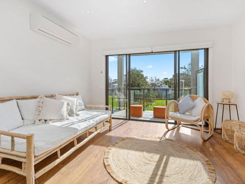 Osprey Mornington - Accommodation QLD 1
