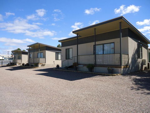 Oval Motel - Murray Bridge - Accommodation QLD 0