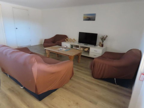 PACEYS PLACE - Accommodation QLD 2