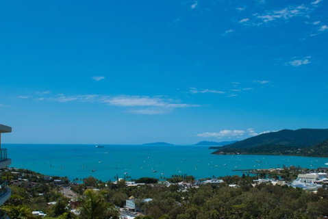 Pacific Blue Whitsunday - Studio - Accommodation QLD 2