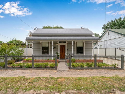 Palm Cottage - Accommodation QLD 0