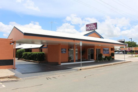 Parkside Motel Ayr - Accommodation QLD 0