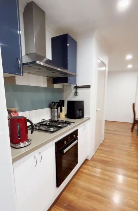 Parkside Pool Home In Aubin Grove - Accommodation QLD 1