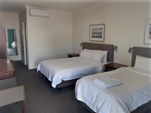 Pastoral Hotel Motel - Accommodation QLD 1