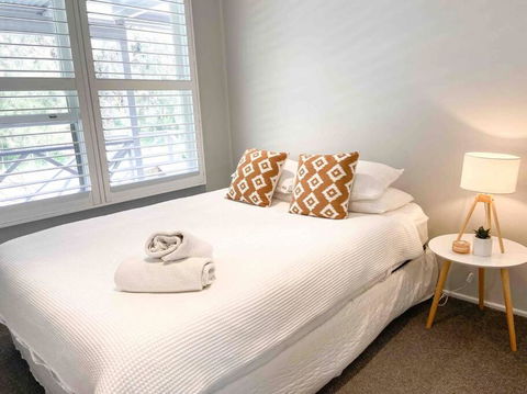 Peaceful Merewether Family Home - Accommodation QLD 1