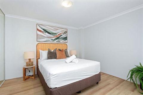 Play & Stay On Hay - Sleeps 2 Or 4 - Accommodation QLD 3