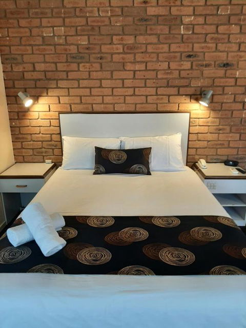 Peppermill Inn Motel - Accommodation QLD 2