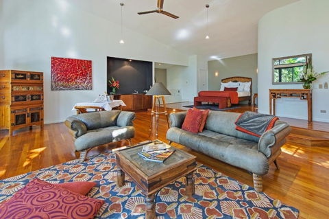 Pethers Rainforest Retreat - Accommodation QLD 1