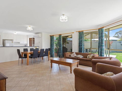 Pets At The Beach 8 Marto Court - Accommodation QLD 2