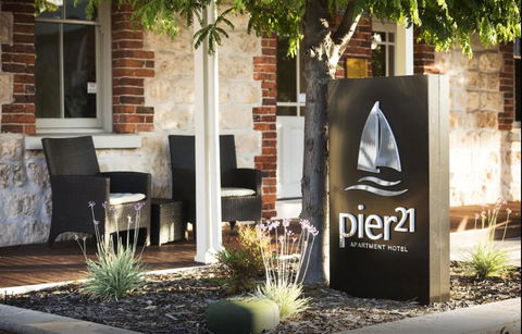 Pier 21 Riverside Apartment Hotel - Accommodation QLD 1