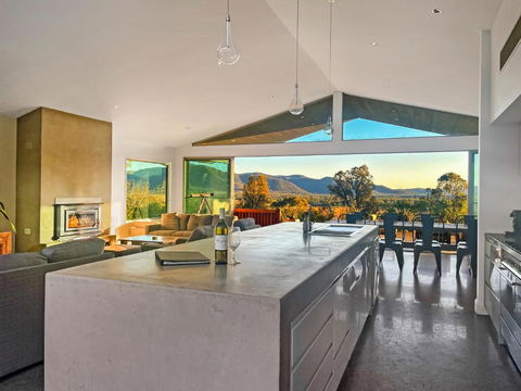Pindara - Accommodation QLD 1
